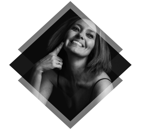 Alberta Singer Sbarazzina